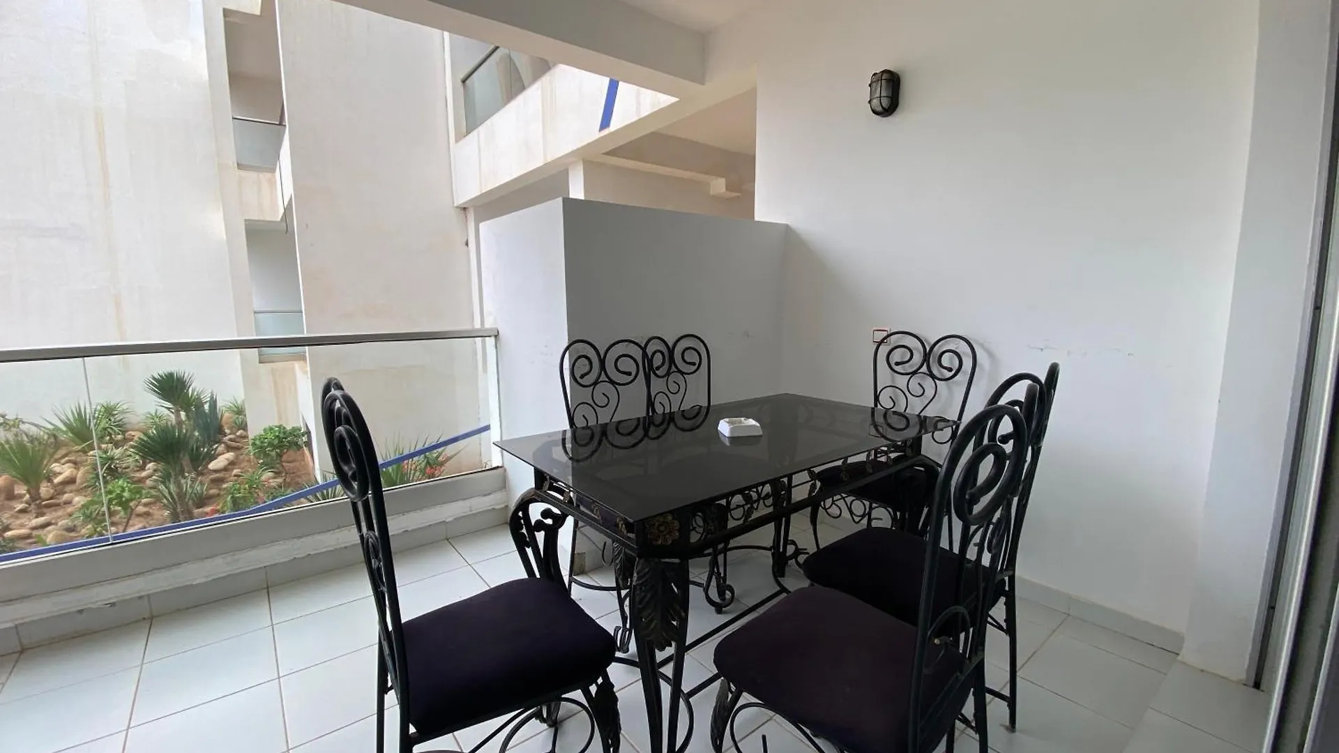 Cocon Oceanique A Deux Pas De L Eau Apartment Agadir Morocco